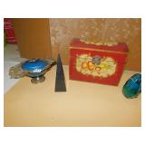 WOOD BOX, METAL DISH W/ LID, PYRAMID BLACK FLAKE