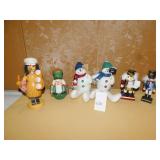 WOOD SMOKER, NUTCRACKERS, SNOWMEN