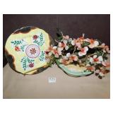 ORIENTAL FLOWER DISPLAY AND DECORATIVE PLATE