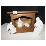 NATIVITY SET 4 PIECE WITH THE MANGER SCENE