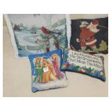 GROUP OF HOLIDAY THROW PILLOWS