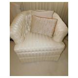 CREAM COLORED CHAIR WITH WITH TUFTED BACK BACK