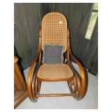 ROCKING CHAIR CHAINED BACK AND SEAT, SMALL PILLOW