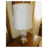 GOLD/WHITE PAINTED CENTER LAMP 25" H, SMALL 10