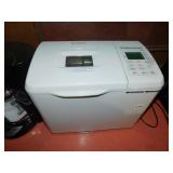 BREADMAN ULTIMATE LOOKS NEW W/ NEW BLACK & DECKER