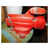 CRAFTSMAN CIRCULAR SAW W/ EXTRA BLADE, BENCH VICE