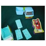 SCOOBY-DOO MYSTERY MACHINE WITH CANDY MOLDS, TIN