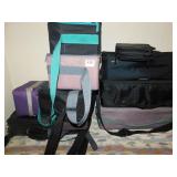 GROUP OF CASSETTE CASES/CD CASES, LAPTOP CASE