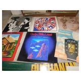 GROUP OF ALBUMS INCLUDES GRATEFUL DEAD