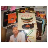 GROUP OF ALBUMS INCLUDES ROLLING STONES