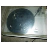 REALISTIC LAB-395 TURN TABLE - HUMS, AND SANYO