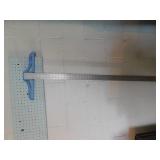 DRYWALL T SQUARE 4 FT