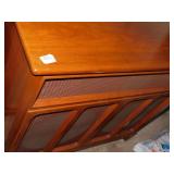 LARGE WOODEN SPEAKER PLUG IN 33H 37W 19D