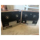 2 SONY TAPECORDER TC 355