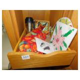 FITZ & FLOYD BUTTERFLY PITCHER, TRIVETS, SQUIRREL