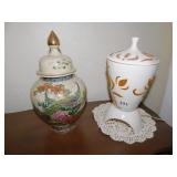 CERAMIC LIGHT UP LAMP WITH REMOVABLE LID 10" H