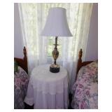 DECORATOR WOOD TABLE & LAMP