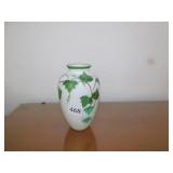 CORAOPOLIS GLASS IVY PATTERN, 6.5" H