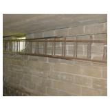 VINTAGE WOOD EXTENSION LADDER 19