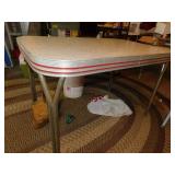 VINTAGE TABLE 30" X 48" W