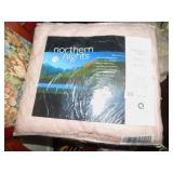 QUEEN SIZE CHENILLE BED SPREAD