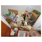 CHRISTMAS COOKIE JAR, VINTAGE REINDEERS, CERAMIC