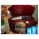 THOMAS PACCONI NEW VINTAGE LOOK RADIO CD PLAYER,