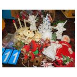 LARGE GROUP OF CHRISTMAS DECORATIONS, PINECONES,