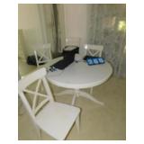 DINING TABLE AND 4 CHAIRS 43" ROUND