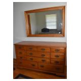 TAYLOR JAMESTOWN SOLID MAPLE DRESSER 5