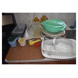 PIE PANS, CORNING ROASTER, PYREX HAS CHIP ON