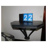 WALL SHELF; H:19