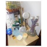 STAINED GLASS LAMP WITH 2 PULL STRINGS,