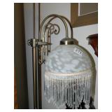 FLOOR READING LAMP WITH WHITE BEADING