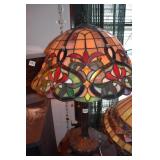 LEADED GLASS LAMP WITH METAL BASE RED GREEN