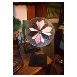 THREE SECTION MIRROR WITH PLASTIC PLANTER, GREEN