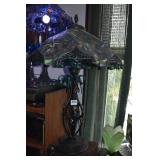 LEADED GLASS SHADE LAMP WITH TWISTED DESIGN