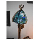 WALL LIGHT LEADED SHADE