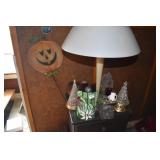 CONTENTS ON TOP OF SMALL TABLE LEADED PIECE,