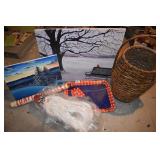 PICTURES ON CANVAS, LARGE BASKET