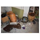 PLANTER, BASKETS ETC.