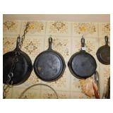 CAST IRON SKILLETS WAGNER WEAR SET OF 4