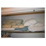 BLANKETS, PILLOWS