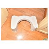 STEP STOOL