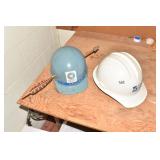 HARD HATS 1 W/ ARROW THRU