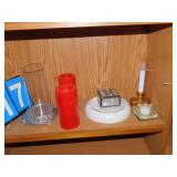 CANDLE DISPLAY WITH LIGHT, TWO BATT OP RED