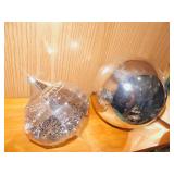 MIRRORED POT; DECORATIVE LIGHT UP MERCERIZED