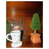 WREATH, TREE, MUG,