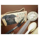 SELFIE STICK, CRUMB VAC, DRINK IDENTIFIER, PUG