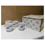 MIKASA MUGS 12 WITH CASE